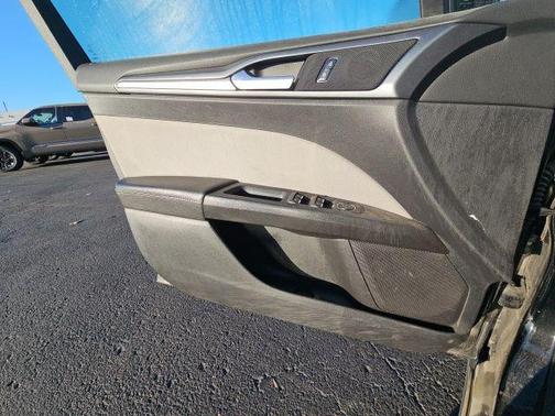 2016 Ford Fusion Hybrid S