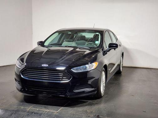 2016 Ford Fusion Hybrid S