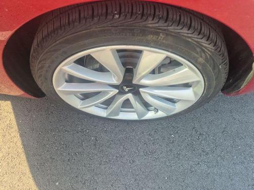 Red Multi-Coat 2019 Tesla Model 3 Long Range
