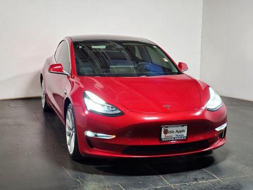 Red Multi-Coat 2019 Tesla Model 3 Long Range
