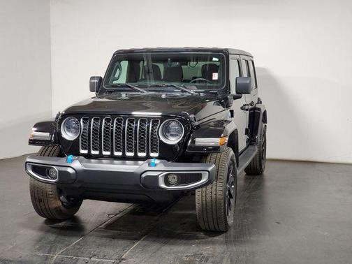Black Clearcoat 2023 Jeep Wrangler 4xe Sahara