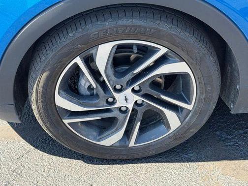 Bright Blue Metallic 2022 Chevrolet Bolt EV FWD 2LT