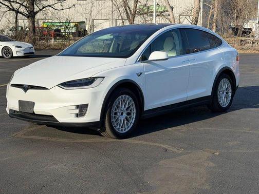 2018 Tesla Model X 75D