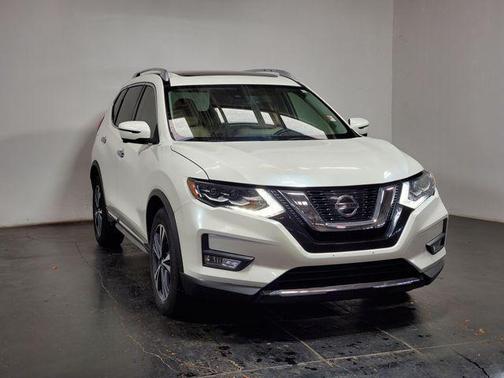 2017 Nissan Rogue SL