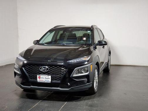 Ultra Black 2020 Hyundai KONA SEL
