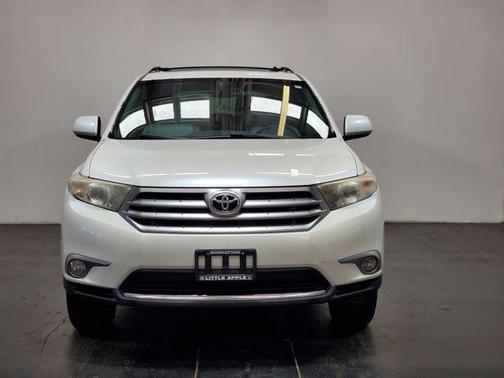 2013 Toyota Highlander SE