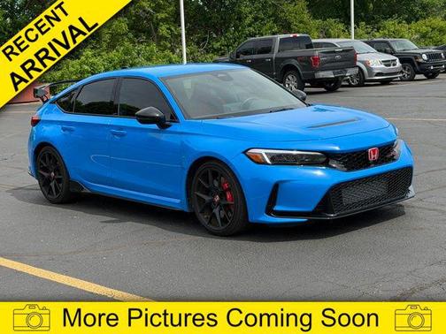 Boost Blue Pearl 2025 Honda Civic Type R