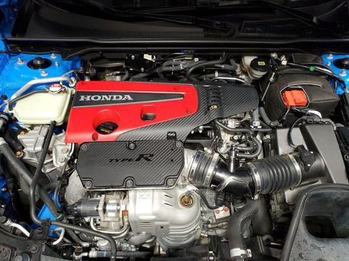 Boost Blue Pearl 2025 Honda Civic Type R