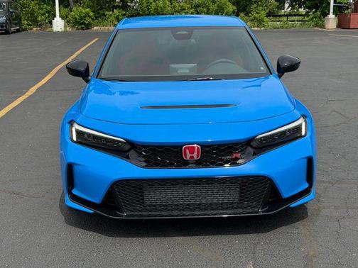 Boost Blue Pearl 2025 Honda Civic Type R