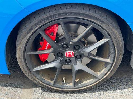 Boost Blue Pearl 2025 Honda Civic Type R