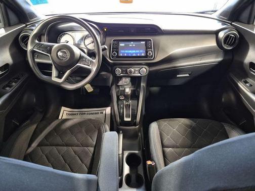 Super Black 2018 Nissan Kicks S