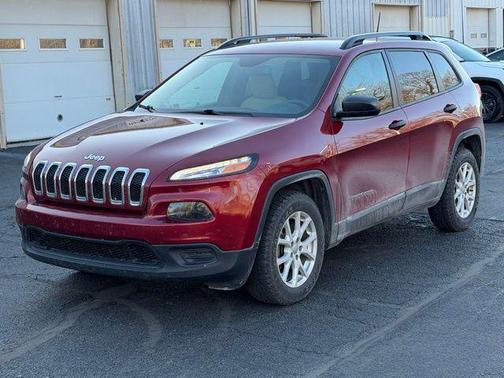 2016 Jeep Cherokee Sport