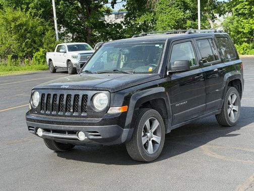 Black Clearcoat 2016 Jeep Patriot High Altitude