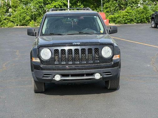 Black Clearcoat 2016 Jeep Patriot High Altitude