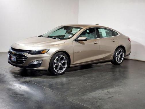 2022 Chevrolet Malibu FWD LT