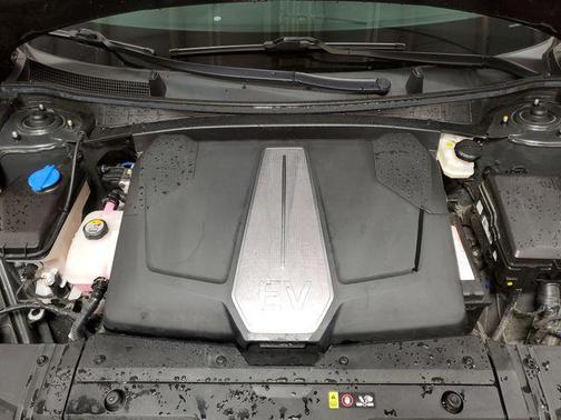 Interstellar Gray 2024 Kia EV6 Wind