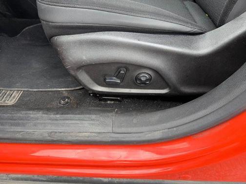 Omaha Orange Clearcoat 2019 Jeep Renegade Latitude
