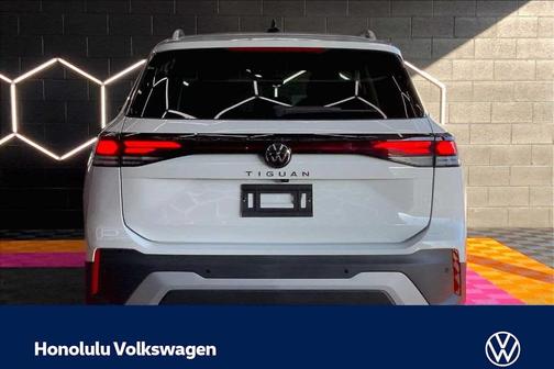Pure White 2026 Volkswagen Tiguan 2.0T S