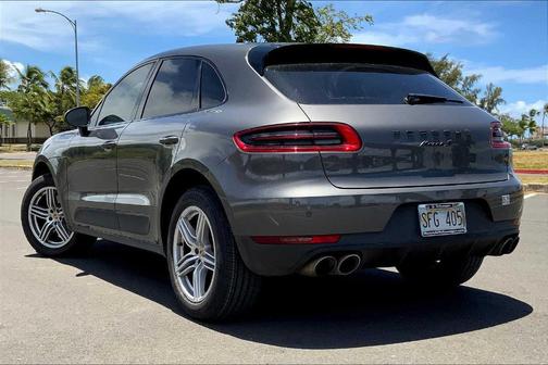 2015 Porsche Macan S