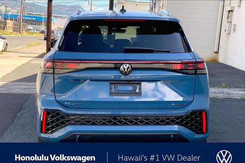 2026 Volkswagen Tiguan 2.0T SEL