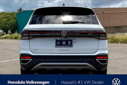 2025 Volkswagen Taos 1.5T SE