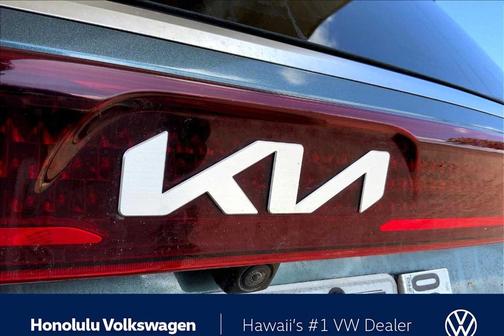 2022 Kia Carnival SX