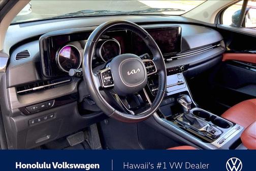 2022 Kia Carnival SX