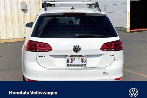 2016 Volkswagen Golf SportWagen TSI S 4-Door