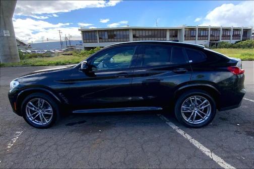 Black Sapphire Metallic 2019 BMW X4 xDrive30i