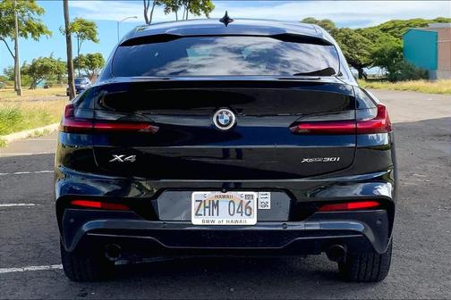 Black Sapphire Metallic 2019 BMW X4 xDrive30i