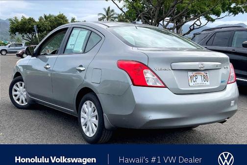 2012 Nissan Versa 1.6 SV