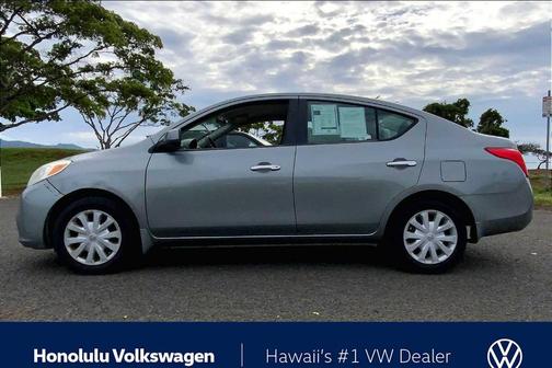 2012 Nissan Versa 1.6 SV
