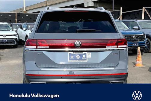 Pure Gray 2026 Volkswagen Atlas 2.0T SEL