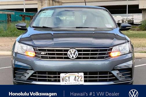 2017 Volkswagen Passat 1.8T R-Line