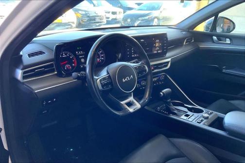 Glacial White Pearl 2023 Kia K5 GT-Line