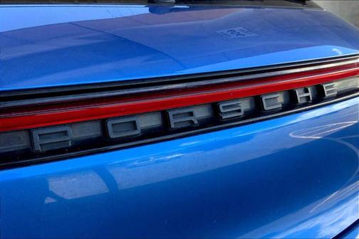 2020 Porsche Macan Base