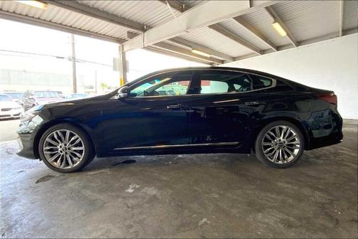 2020 Kia Cadenza SX Limited