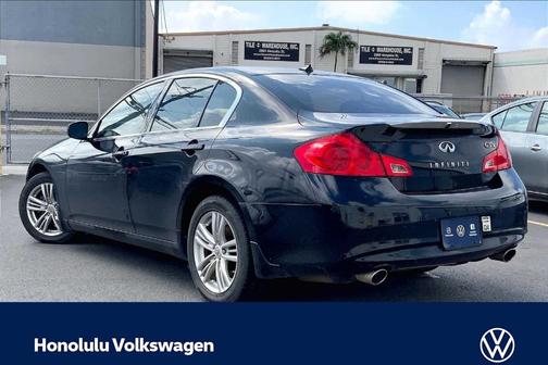 2010 INFINITI G37x Base