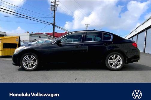 2010 INFINITI G37x Base