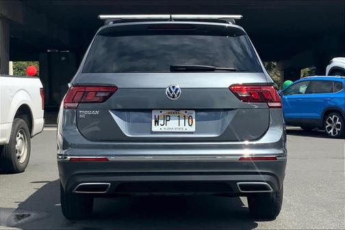 Photo 5 of 33 of 2020 Volkswagen Tiguan 2.0T SE