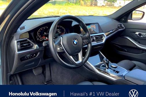 2021 BMW 330 i