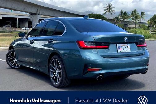 2021 BMW 330 i