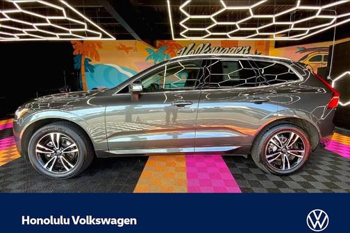 2020 Volvo XC60 T5 Momentum