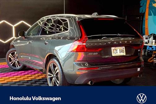 2020 Volvo XC60 T5 Momentum