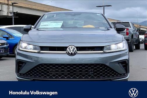Platinum Gray Metallic 2026 Volkswagen Jetta 1.5T Sport