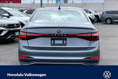 Platinum Gray Metallic 2026 Volkswagen Jetta 1.5T Sport