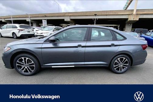 Platinum Gray Metallic 2026 Volkswagen Jetta 1.5T Sport