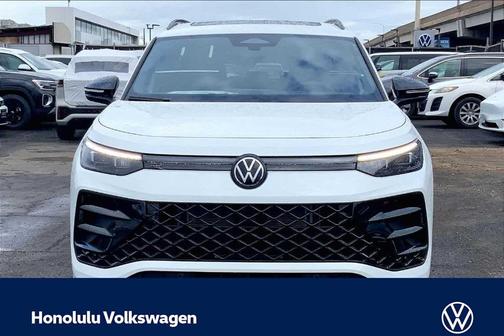 Opal White Pearl 2026 Volkswagen Tiguan 2.0T SE R-Line Black