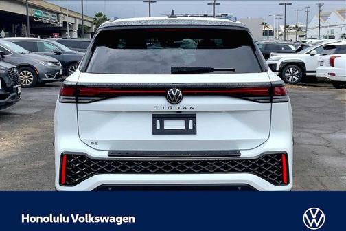 Opal White Pearl 2026 Volkswagen Tiguan 2.0T SE R-Line Black