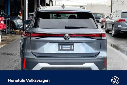 Platinum Gray Metallic 2026 Volkswagen Tiguan 2.0T S